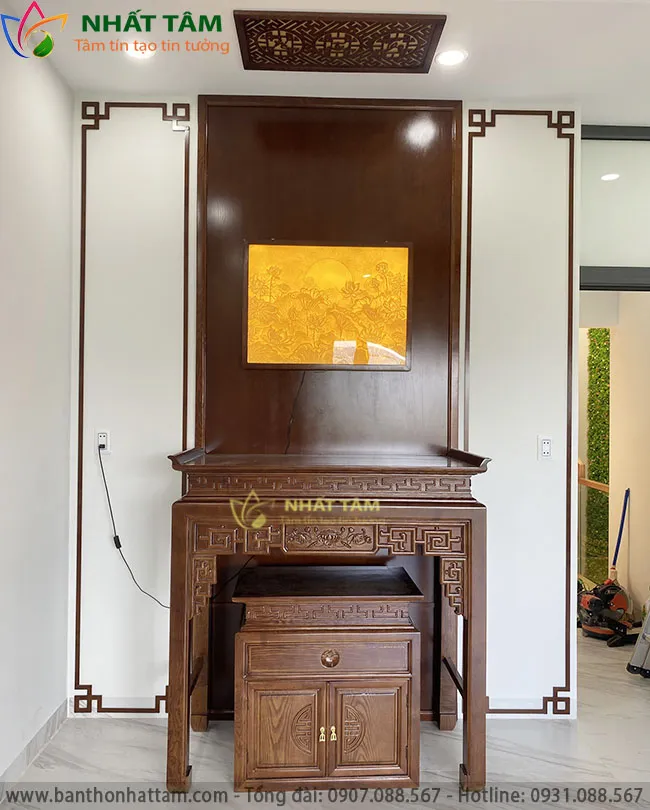 bàn thờ đứng chung cư đơn giản