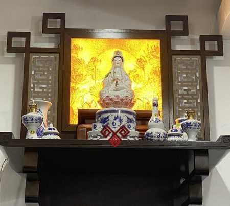 Bàn thờ Phật Treo tường