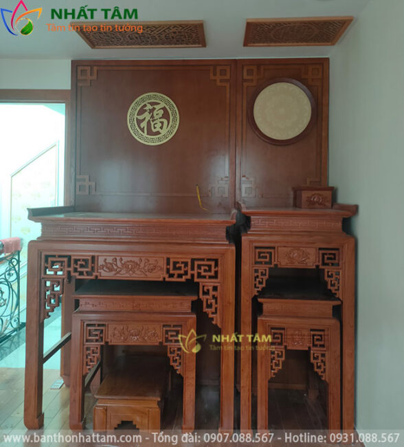 Bàn thờ đứng hiện đại gỗ Hương