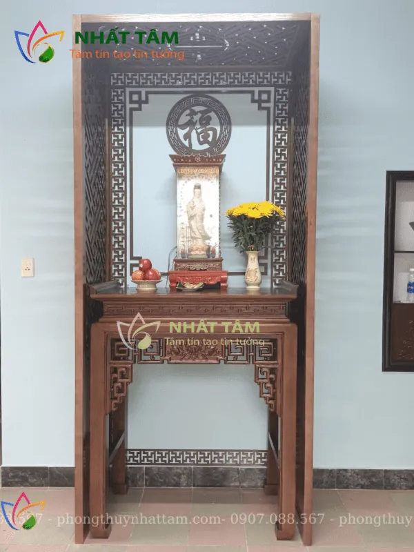 Bàn thờ chung cư diện tích vừa