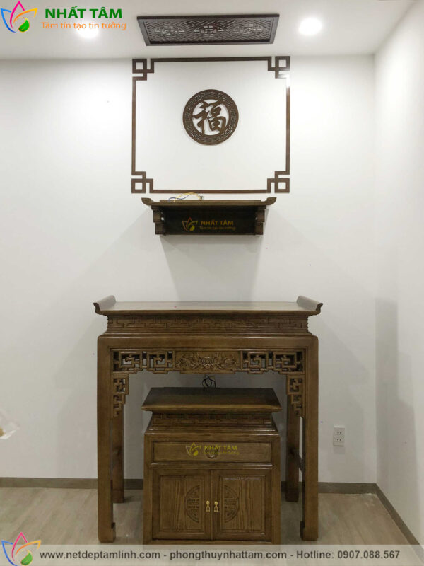 Bàn thờ gia tiên chung bàn thờ phật hiện đại tại nhà chị Tĩnh