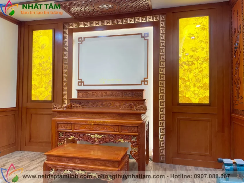 Bàn thờ đẹp truyền thống gỗ tự nhiên mẫu số 1