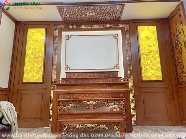 Bàn thờ tam cấp