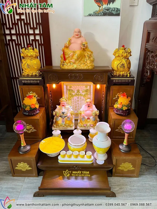 Bàn thờ Thần Tài Nhất Tâm